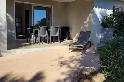 Image de New! Mini villa 2 personnes très belle vue à 2 mn des piscines naturelles