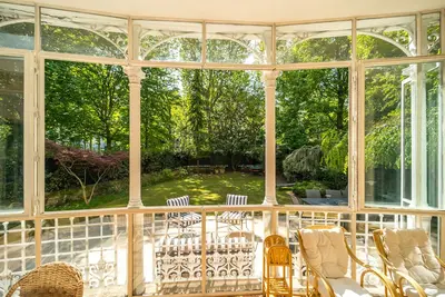 Image de Luxury flat with large private garden & patio recently refurbished