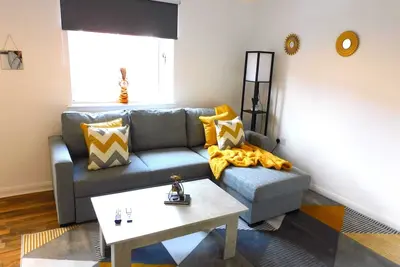 Image de Newly refurbished 1 bed Apt in Hamilton Close to station and local amenities