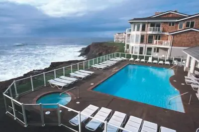 Whale Pointe at Depoe Bay