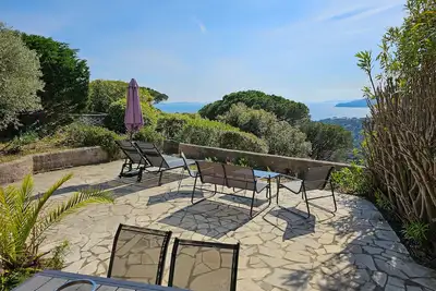 Image de Mas vue mer Ă Gigaro La Croix Valmer 1 chambre 4 couchages