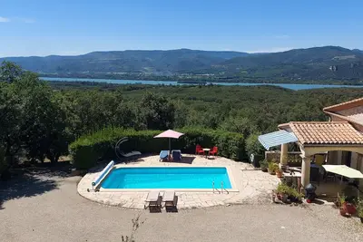 Image de Peace & Quiet, Relaxing Environment. Montelimar, Provence, Drome, Non-Naturist