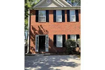 Image de Super spacious 2 bedroom 2. 5 bath townhome minutes from Hartsfield