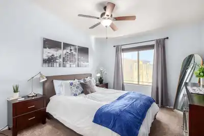 Modern Tempe/Scottsdale Townhome w 2 Pools near Airport/Asu