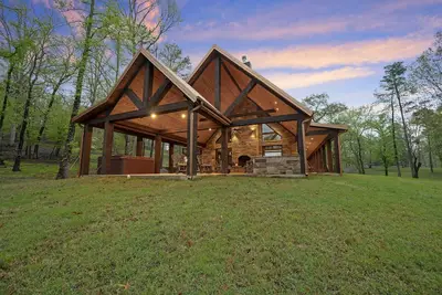 Image de Riverfront Cabin-160 acres\/Mtn & River Views! Hiking &Atv Trails! Kayaks Provided!