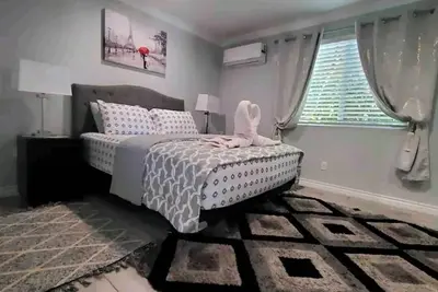 Image de Modern Residence in Torrance 15 mins from Lax