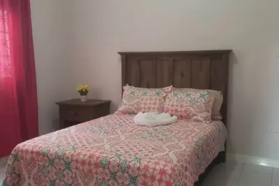 Image de Comfortable 2 bedroom Home in secure gated community