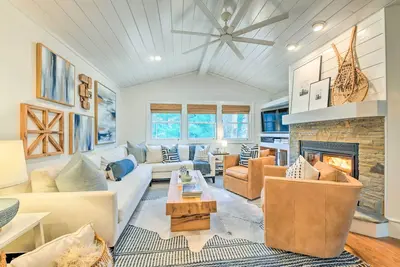 Exquisite Cottage in the Heart of Downtown!