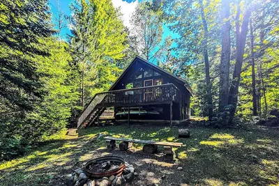 Image de Golfing, Trails & Lake Access: Michigan Cabin