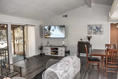 Image de Golf course Margaritaville resort area! Pet friendly