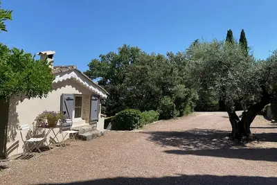 Image de Villa spacieuse à Flayosc avec piscine privée