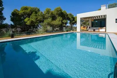 Image de Breezy 4 bedroom Villa with large garden, very close to Chania!