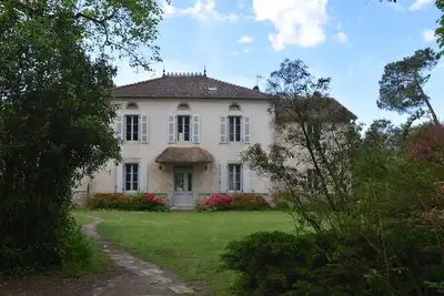 Image de Propriété familiale dans un écrin de verdure à 40 minutes de l'océan