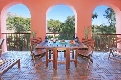 Image de Casa Vela, vue du Golf de Torrequebrada & Ă 8 min de la plage! terrasse, Ac.
