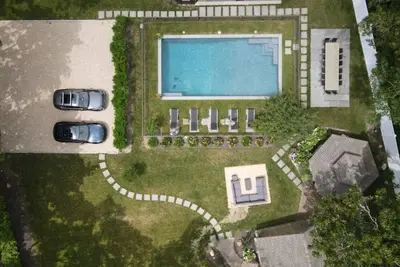 Image de Beautiful Hamptons Escape with Pool