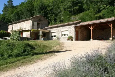 Image de Très beau Mas au bord de l'eau en Ardèche Méridionale