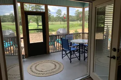 Image de Cheerful 3- bedroom on Isabella Maria 9th Tee-located in Hot Springs Village Ark