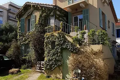 Image de Villa familiale à 300 m de la plage de Juan les pins