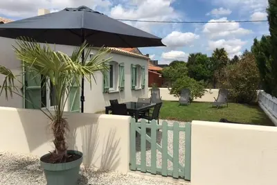 Image de Maison tout confort idéalement située pour visiter les îles de Ré, Oléron, Aix. .
