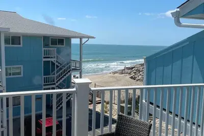 Image de Beachside-Cozy and Inviting Top floor Condo with breathtaking views