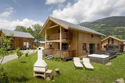 Image de Superior mit 5 Sz, Sauna o. Ir Sauna+Sb by Interhome