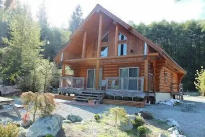 Image de Lakefront Log Cabin - Beaver Lake Resort - Airbnb Legal!