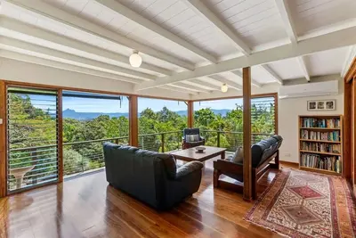 Image de Family Friendly Home on Farrants Hill