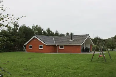 Image de Chic vacation home with whirlpool and sauna