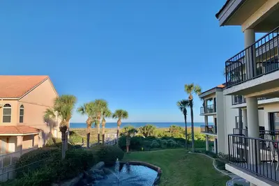 Image de Free Fun Daily! ! ! ! White sand paradise, 2 bedroom & 2 bathroom ocean view condo.