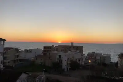 Image de Apartment with sea view and 3-minute walk to the beach
