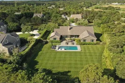 Image de Modern Polpis Oasis! Private pool with yard and spacious bedrooms.