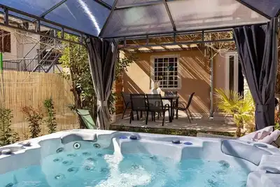 Image de Holiday House 4 Season with jacuzzi, sauna and Bbq