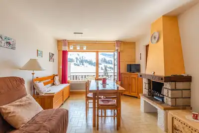 Image de Appartement lumineux avec balcon et vue les Aravis