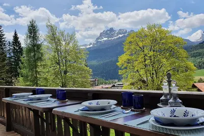 Image de Bright apartment in Cortina, 2nd floor, parking space, free WiFi, pets allowed