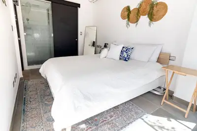 Image de Nuevo Apartamento Completo con Patio - Cayala