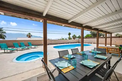 Image de Desert Glow - Pool, Hot Tub, Game Room, & Stunning Views