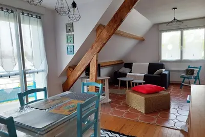 Image de Les Pins, appartement plage à pied.