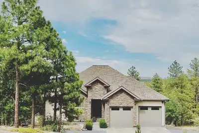 Image de Incredible 4 Bedroom Mountain Home w/ Huge Game Room