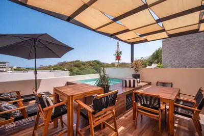 Image de Steps to the beach with private plunge pool and rooftop terrace in Arrocito