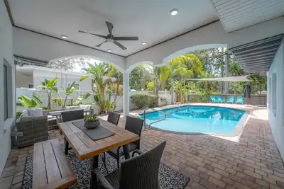 Image de Luxe Riverhills Luxury Escape Pool, Hot Tub, Firepit!