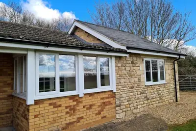 Image de Elderflower Cottage, fresh countryside bungalow 1. 5 miles from historic Stamford