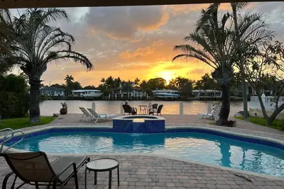 Image de Discover paradise steps away - 3-Bedroom Home near Pompano Beach