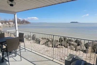 Image de Waterfront condo on Middle Bass Island