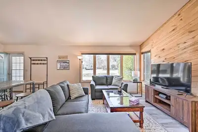 Image de Charming Buena Vista Home w/ Hot Tub + Deck!