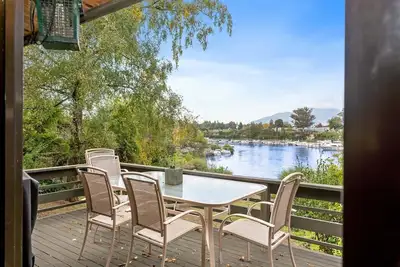 Image de Rutherfurd Lakehouse - TaupĹŤ Holiday Home