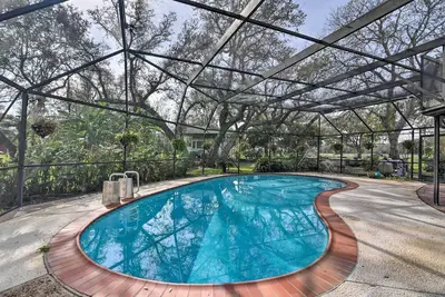 Lake Access & Pool: Spacious Freeport Home!