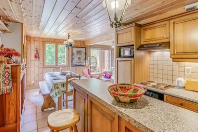 Image de À 200m des pistes de ski, 5ème étage, terrasse, télévision, casier à ski, 80m², Champagny-en-Vanoise