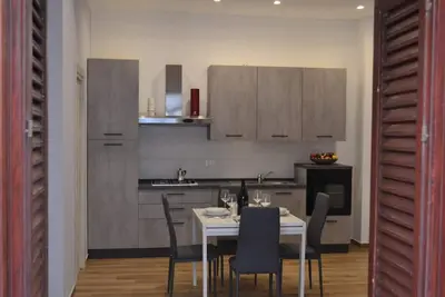 Image de Comfortable apartment for 6 people within walking distance from downtown and marina!