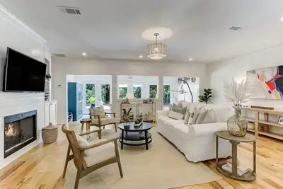 Image de Newly Renovated, Private Home on Oceanside of Amelia Island Resort - Pet Friendly!
