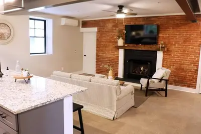 Image de Hemlock -Loft 1